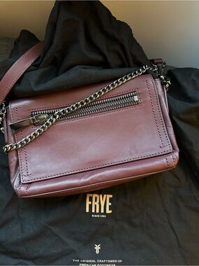 Frye Lena Leather Zip Flap Crossbody Bag Burgundy Wine Gunmetal Chain